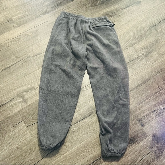 Vintage Outersport Grey Men’s Fleece Joggers Zip Pockets and Zip Ankles Size Med - Picture 2 of 5